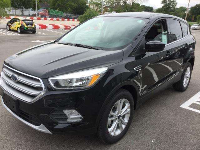 2017 Ford Escape SE 4dr SUV